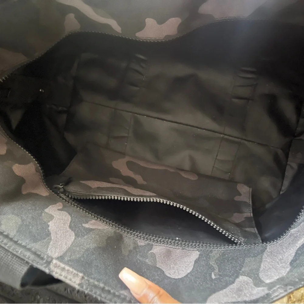 Banana Republic camouflage weekender bag